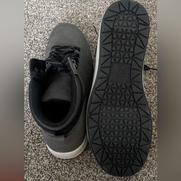 Brand new men shoe - Picture 1 of 2